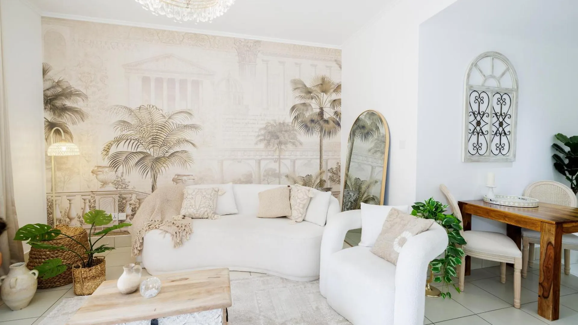 Luxury 1-Br Apartment Near Burj Dubai 0*,  United Arab Emirates