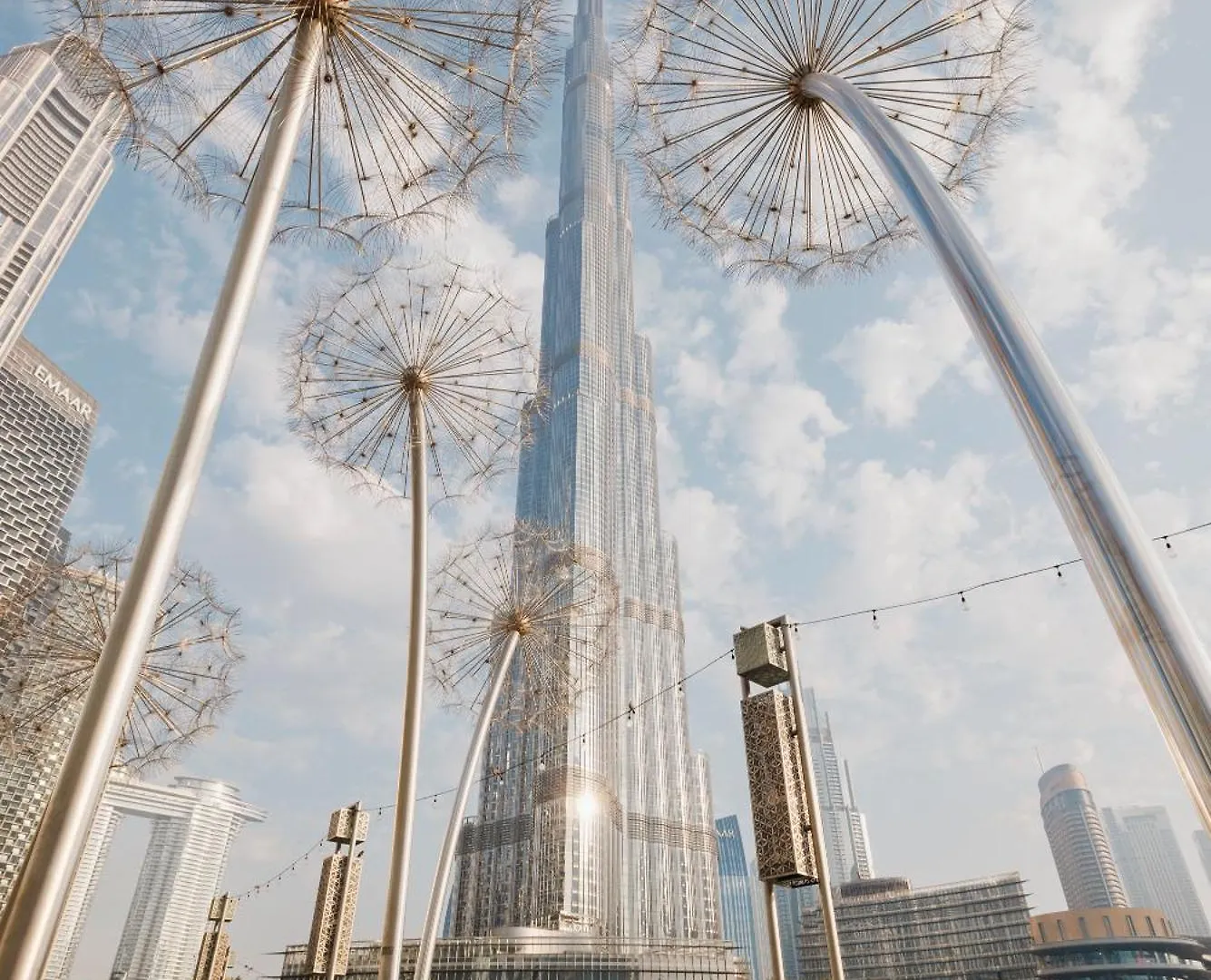Luxury 1-Br Apartment Near Burj Dubai