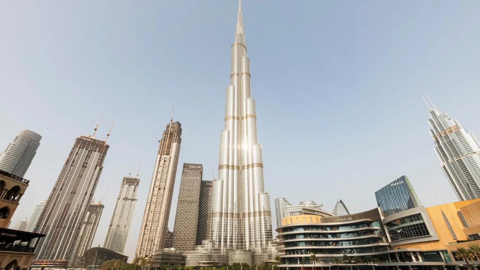 Luxury 1-Br Apartment Near Burj Dubai United Arab Emirates